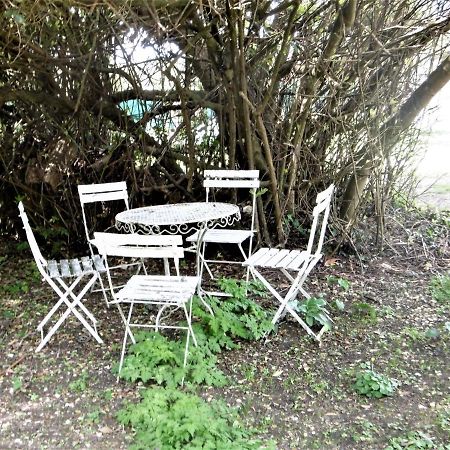 Le Chai Maison De Charme Pour Tribu Joyeuse Le Chateau-d'Oleron Luaran gambar