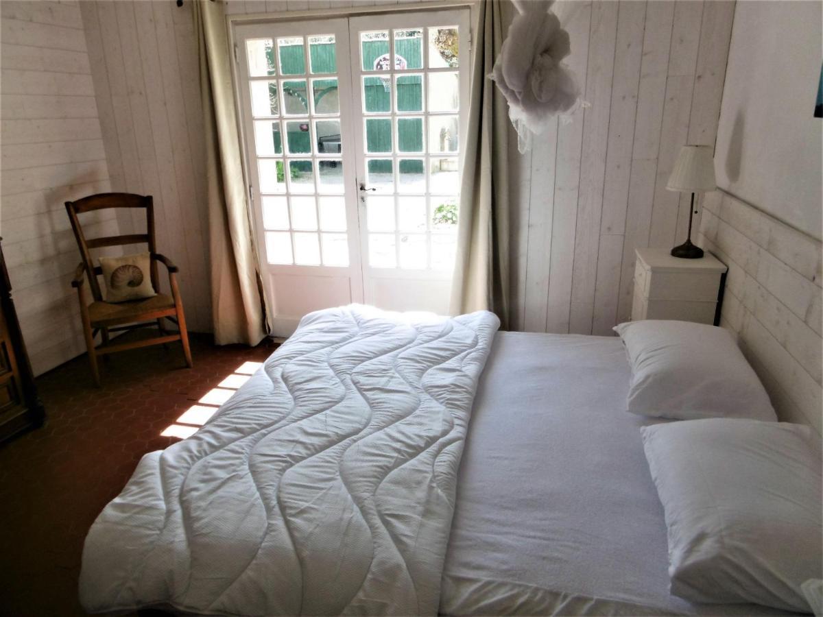Le Chai Maison De Charme Pour Tribu Joyeuse Le Chateau-d'Oleron Luaran gambar