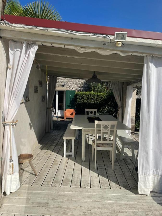 Le Chai Maison De Charme Pour Tribu Joyeuse Le Chateau-d'Oleron Luaran gambar